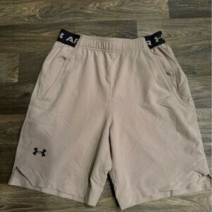 Under Armour Men's Beige Athletic Shorts
